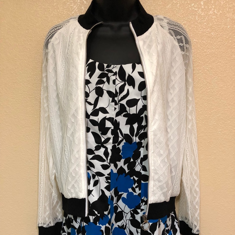 White lace sweater (New)